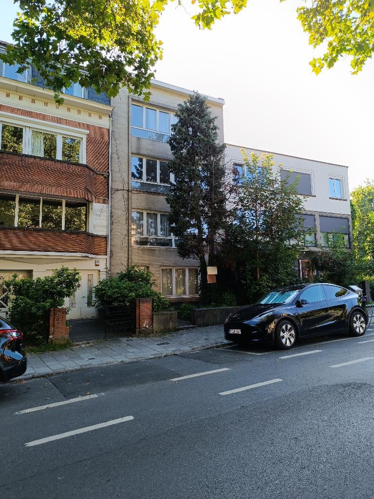 Appartement a vendre 2ème étage2chambres (80m2) à Schaerbeek, Bruxelles, 252 kWh/m²/an, Jusqu'à 200 m², 2 pièces