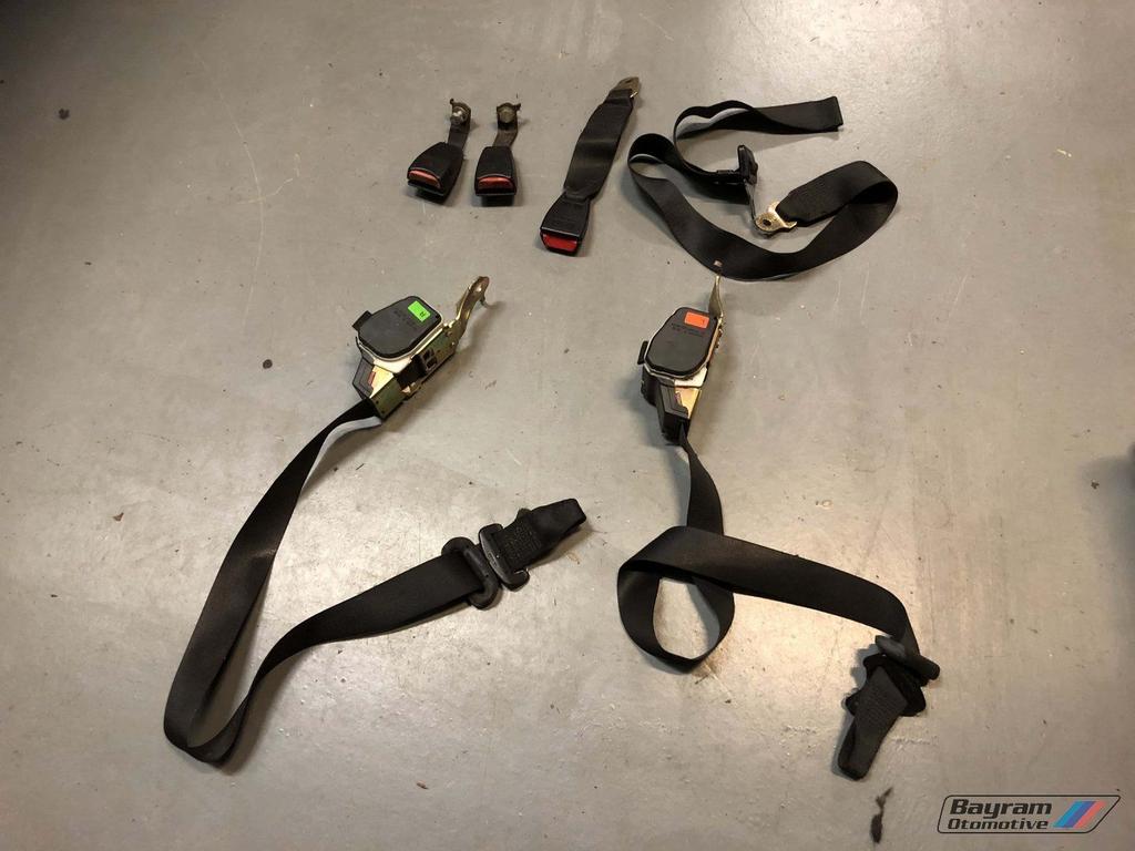 Bmw E36 coupe gordels links rechts achter gordel 3-serie m3, Auto-onderdelen, Interieur en Bekleding, Gebruikt, -, -, Ophalen of Verzenden