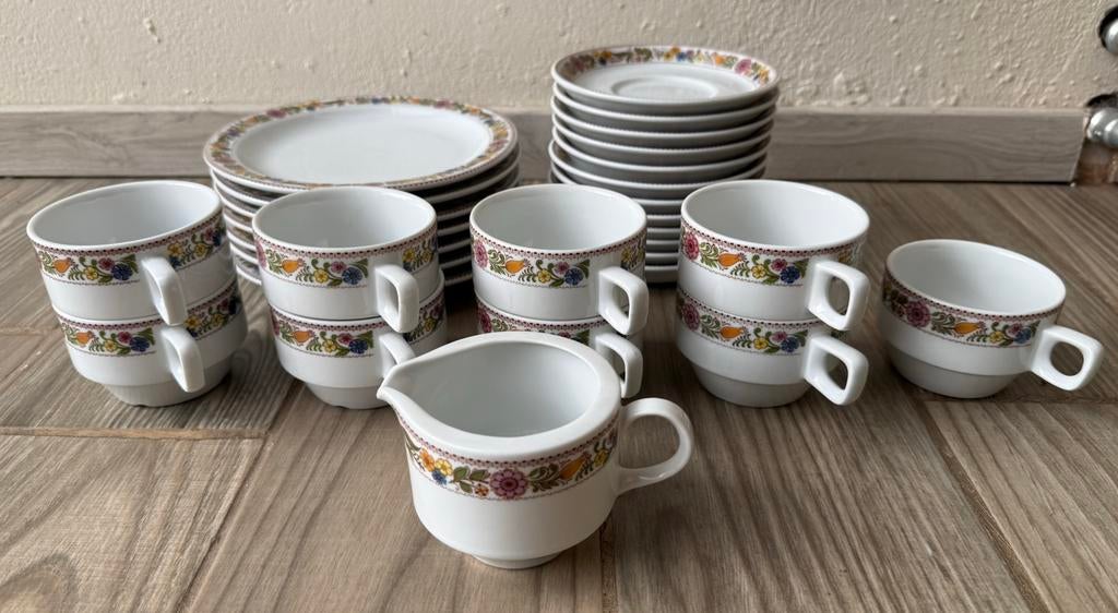 Bloemen servies, Enlèvement