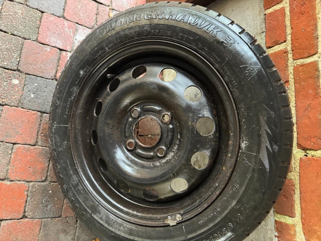 Winterbanden op velg, Auto-onderdelen, Banden en Velgen, Ophalen, 14 inch, Gebruikt, 175 mm