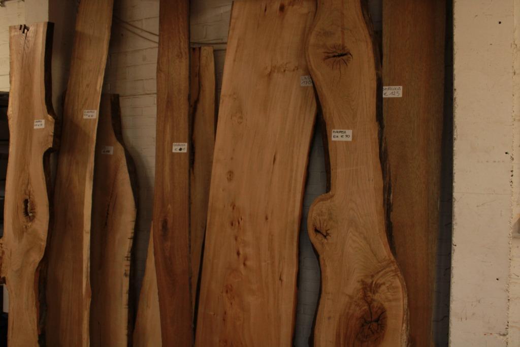 Schaaldelen van lokaal hout, Ophalen, Nieuw, Grenen