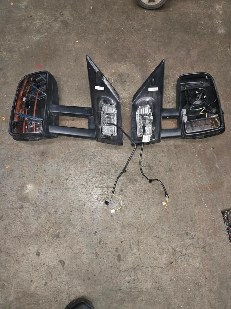 Spiegel rechter Mercedes Sprinter 907.6, Ophalen of Verzenden