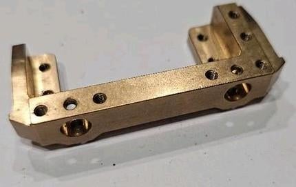 Messing bumper mount / chassis eindgewicht – RC crawler 1/10, Elektro, Nieuw, Ophalen of Verzenden, Schaal 1:10