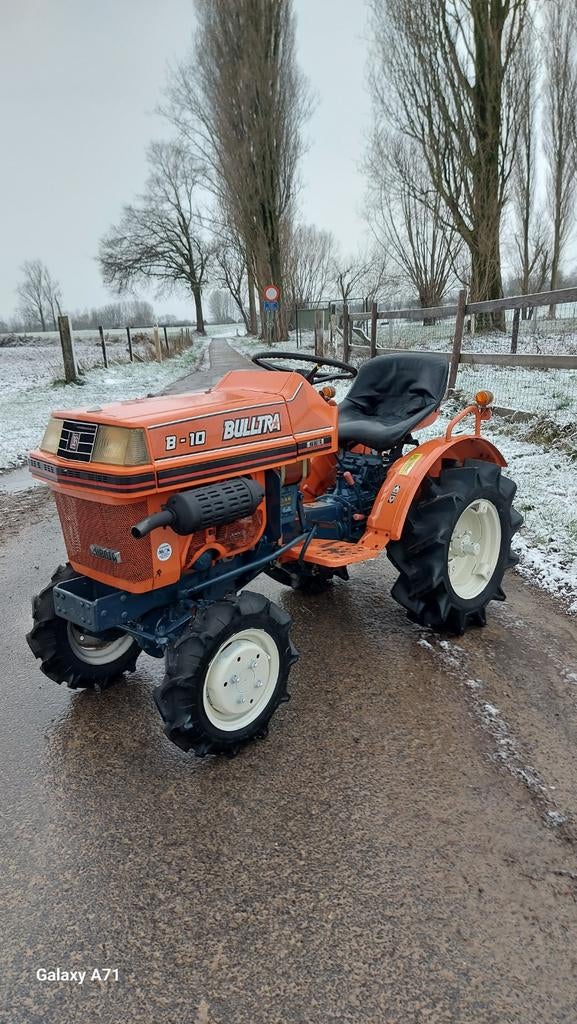 Minitractor kubota 16pk 4x4 topper!, Articles professionnels, Agriculture | Tracteurs, Enlèvement