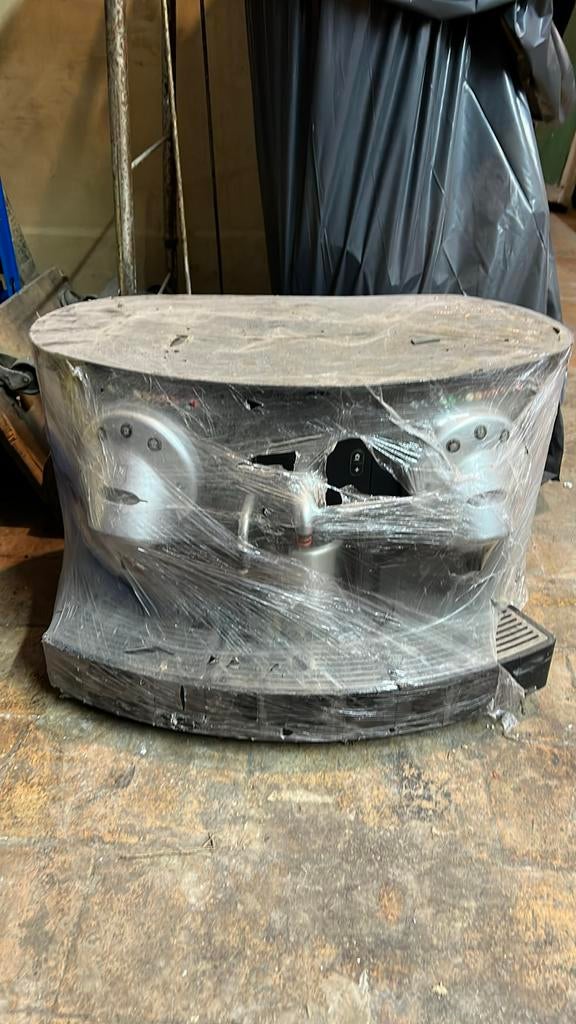 Machine nespresso gemini (probleme), Elektronische apparatuur, Koffiepads en cups, 10 kopjes of meer, Niet werkend, Combi