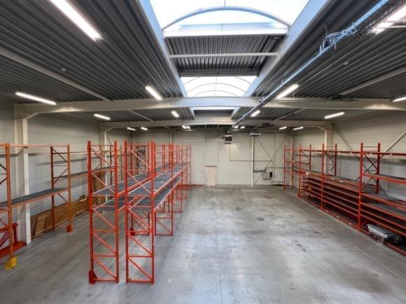 Opslag voor Europalletten, Ophalen