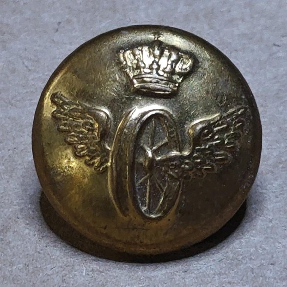 BELGIË UNIFORM KNOOP BELGISCHE SPOORWEG GEVLEUGELD, Verzamelen, Militaria | Algemeen, Ophalen of Verzenden, Overige soorten, Embleem of Badge