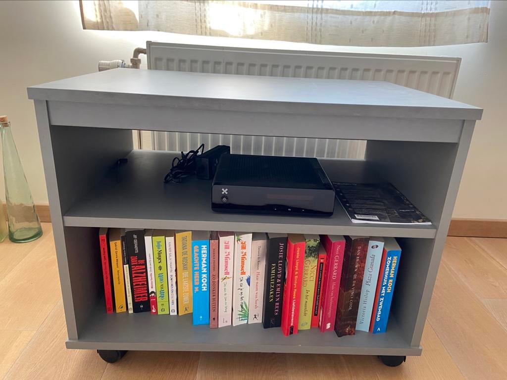 Meuble de télévision robuste sur roulettes, Enlèvement, Comme neuf