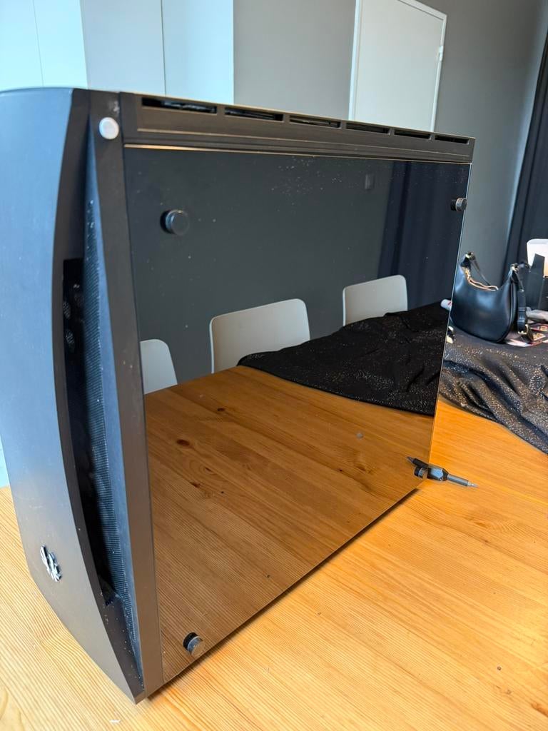 Budget gaming PC, Informatique & Logiciels, Ordinateurs de bureau, Utilisé, SSD, Gaming, Enlèvement