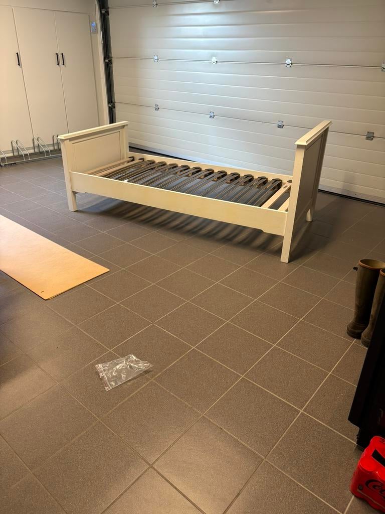 Gratis 1 persoonsbed, Ophalen, Gebruikt, Lattenbodem