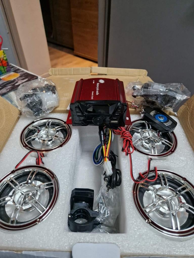 Kit radio + hp moto neuf voir annonce, Enlèvement, Neuf