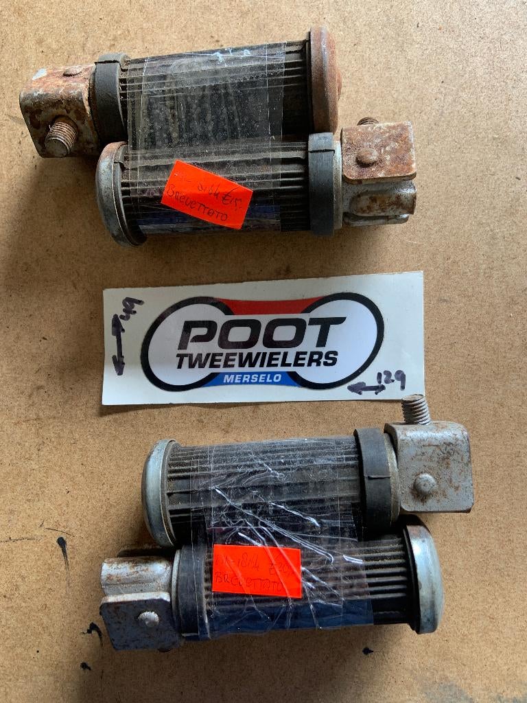 Duo Voetsteunen NIEUW, Fietsen en Brommers, Brommers | Toebehoren, Zo goed als nieuw, Ophalen