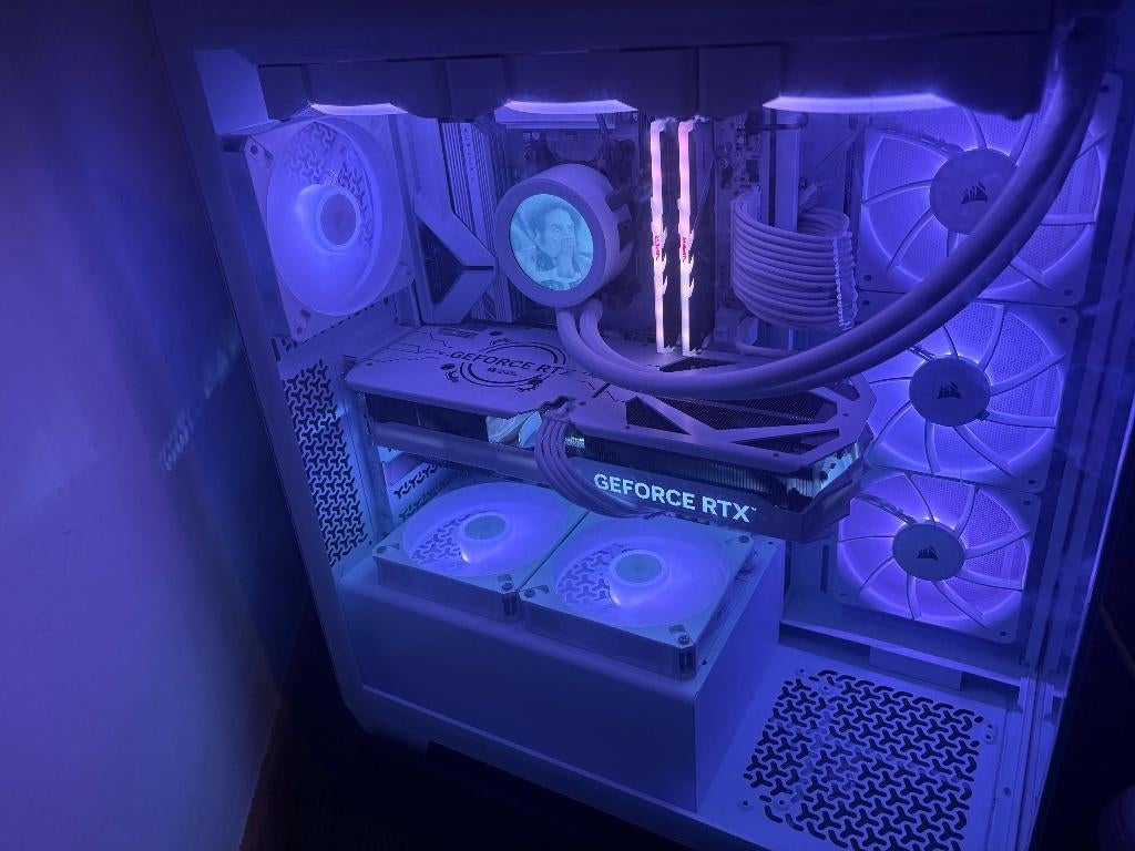 Pc gaming Échange pour une config en noir équivalente, Le pc est monté avec différentes marques, Enlèvement ou Envoi, 64 GB ou plus