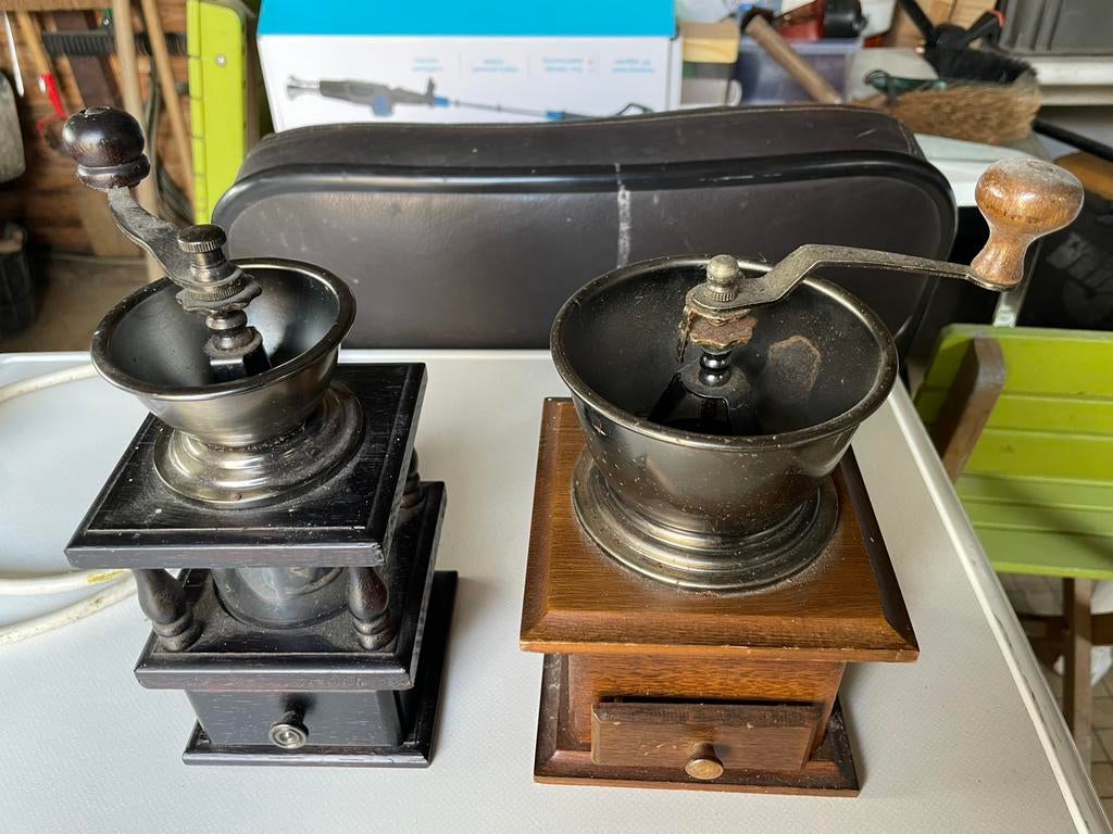 Antieke koffiemolen, Antiek en Kunst, Antiek | Keukengerei, Ophalen