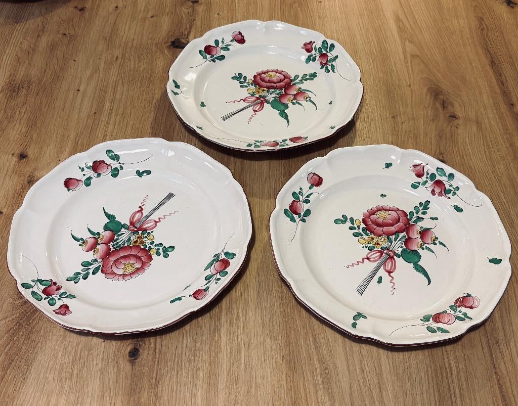 3 Assiettes en faïence de Lunéville fin XVIIIe, Enlèvement