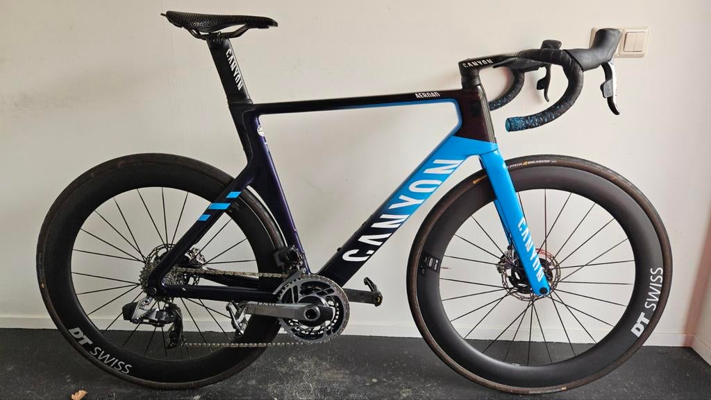 Canyon Aeroad CFR - Édition par équipe - Sram RED - DT Swiss, Enlèvement