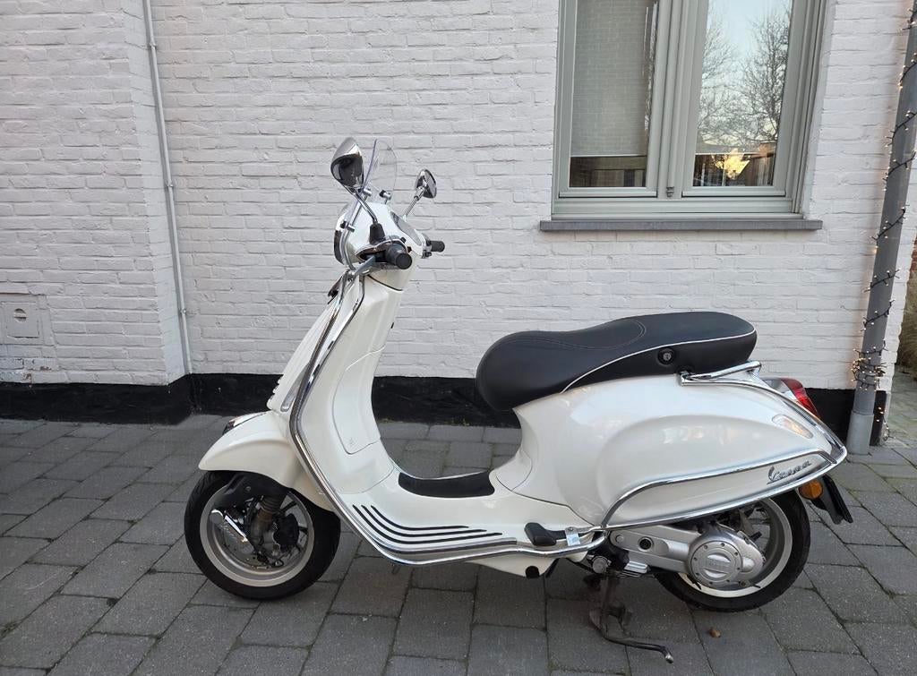 Vespa Primavera / 50 CC, Fietsen en Brommers, Ophalen, Gebruikt, Overige modellen, Klasse B (45 km/u)