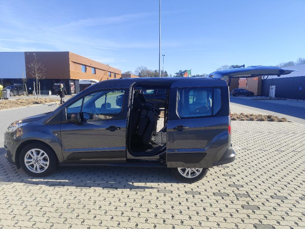 Ford Tournéo Connect (2019) 73 605 km, Argent ou Gris, Achat, Euro 6, Boîte manuelle