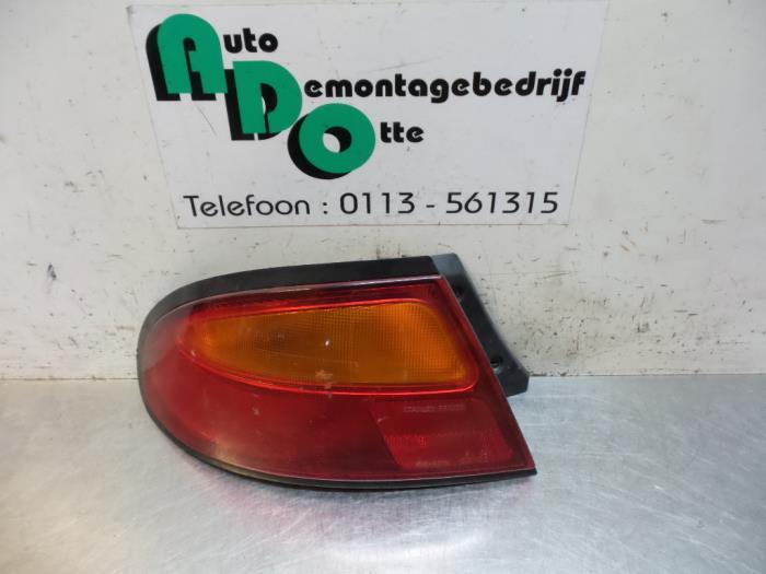 Achterlicht links van een Mazda 323F (323F BA 94-), Gebruikt, -, -, Ophalen of Verzenden