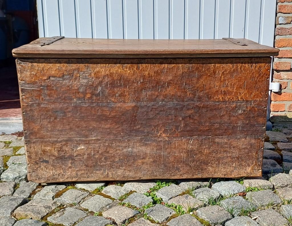 Caisse ancienne en bois de chêne, intérieur épuré, Enlèvement, Utilisé, Chêne