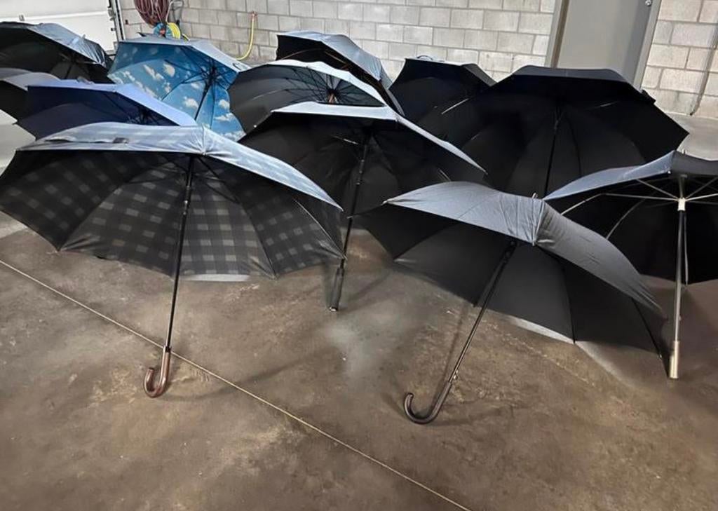 Lot de 10 parapluies, Bijoux, Sacs & Beauté, Parapluies, Enlèvement, Comme neuf, Noir