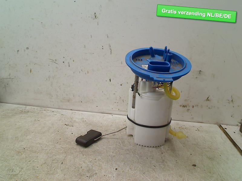 POMPE CARBURANT C Volkswagen Golf VII (AUA) (5Q0919051BK), Utilisé, De Bloemendaal 21 21
5221 EB  'S HERTOGENBOSCH, NL, Info@123Parts.nl