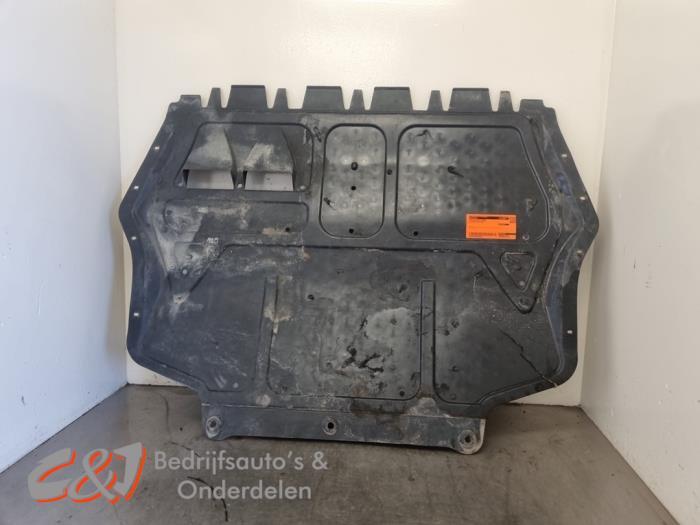 Beschermplaat bodem van een Volkswagen Caddy, Gebruikt, -, Volkswagen, -