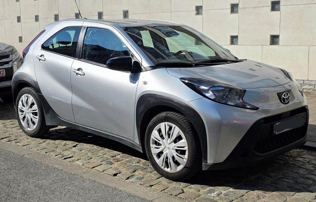 Toyota Aygo X année 2023 (7900 km), Autos, Achat, Euro 6, Particulier, Aygo