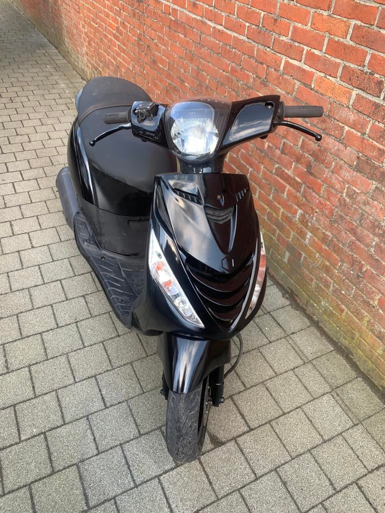 Zip 125cc, Enlèvement ou Envoi, Comme neuf, Zip