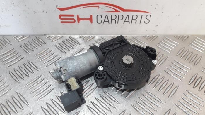 Moteur toit ouvrant d'un Mercedes A-Klasse, Autos : Pièces & Accessoires, 3 mois de garantie, Utilisé, -, -