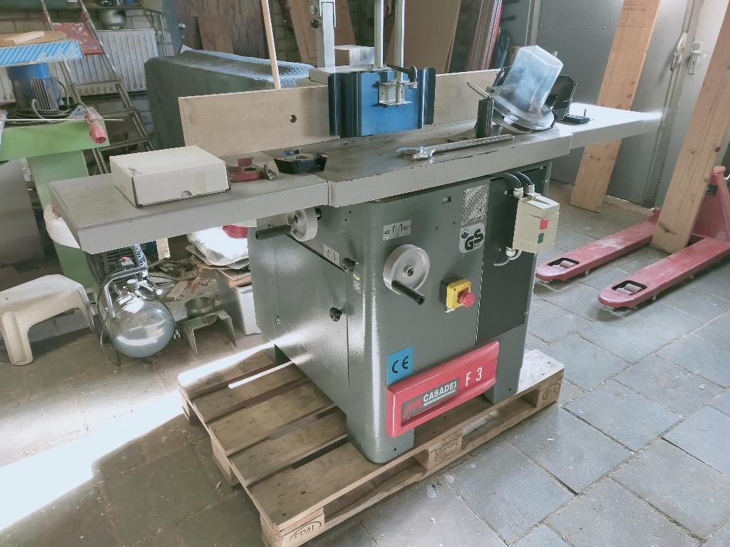 als nieuw casadei freesmachine op 80 volt, Doe-het-zelf en Bouw, Gereedschap | Freesmachines, Ophalen