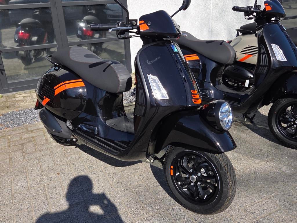 Vespa GTV 300 - nieuw - direct leverbaar, Motoren, Bedrijf, ABS
