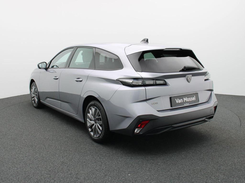 Peugeot 308 1.2 PureTech 110 S&S Active Pack, Gebruikt, 5 deurs, 1200 cc, Zilver of Grijs