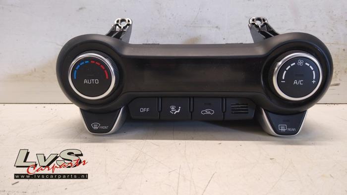Panneau de commandes chauffage d'un Kia Stonic, Kia, -, 3 mois de garantie, Utilisé
