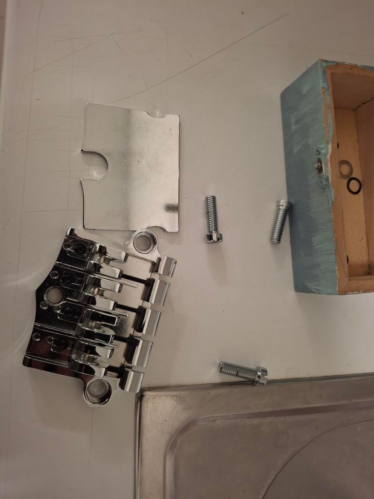 Babicz FCH 3-Pt. 4 Str. EPI Bass C, Muziek en Instrumenten, Instrumenten | Onderdelen, Ophalen of Verzenden, Gebruikt, Elektrische basgitaar