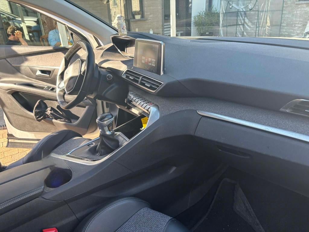 Peugeot 3008 130 ch, Autos, Peugeot, Achat, Noir, 5 portes, 5 places