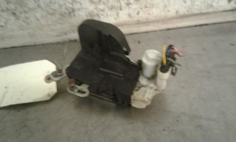 SERRURE DE PORTE RODS AVANT DROIT 147 (937) (|46800415|), Utilisé, Alfa Romeo