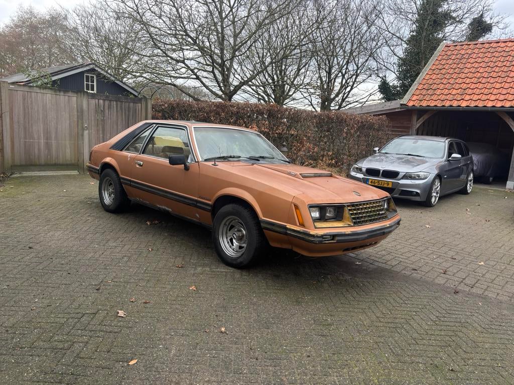 Unieke Ford Mustang 1980 - Zeldzame 2.3L turbo (Fox-body), Autos, Ford, Achat, Boîte manuelle, 2 portes, Particulier