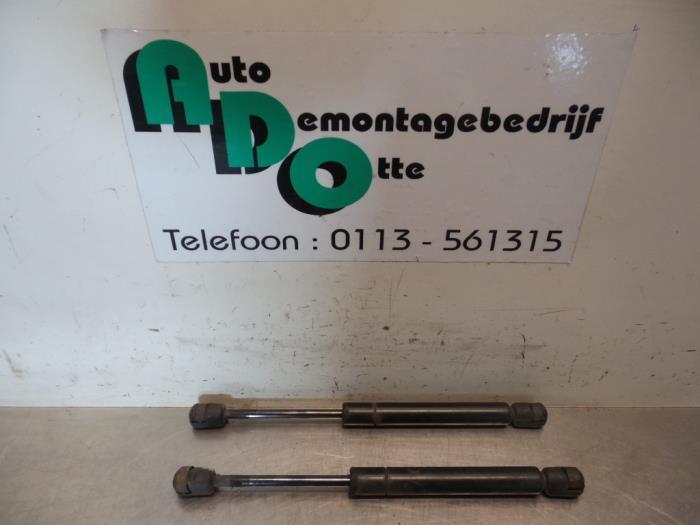 Kit amortisseur gaz hayon d'un Audi A6 (A6 97-), -, 3 mois de garantie, Audi, Utilisé