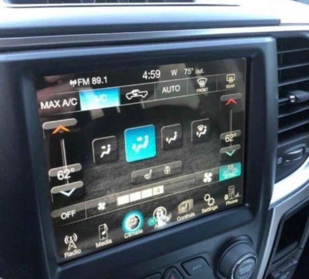 Réparation de l'écran d'une Dodge Ram 1500 2500, Autos : Divers, Autoradios, Comme neuf, Enlèvement