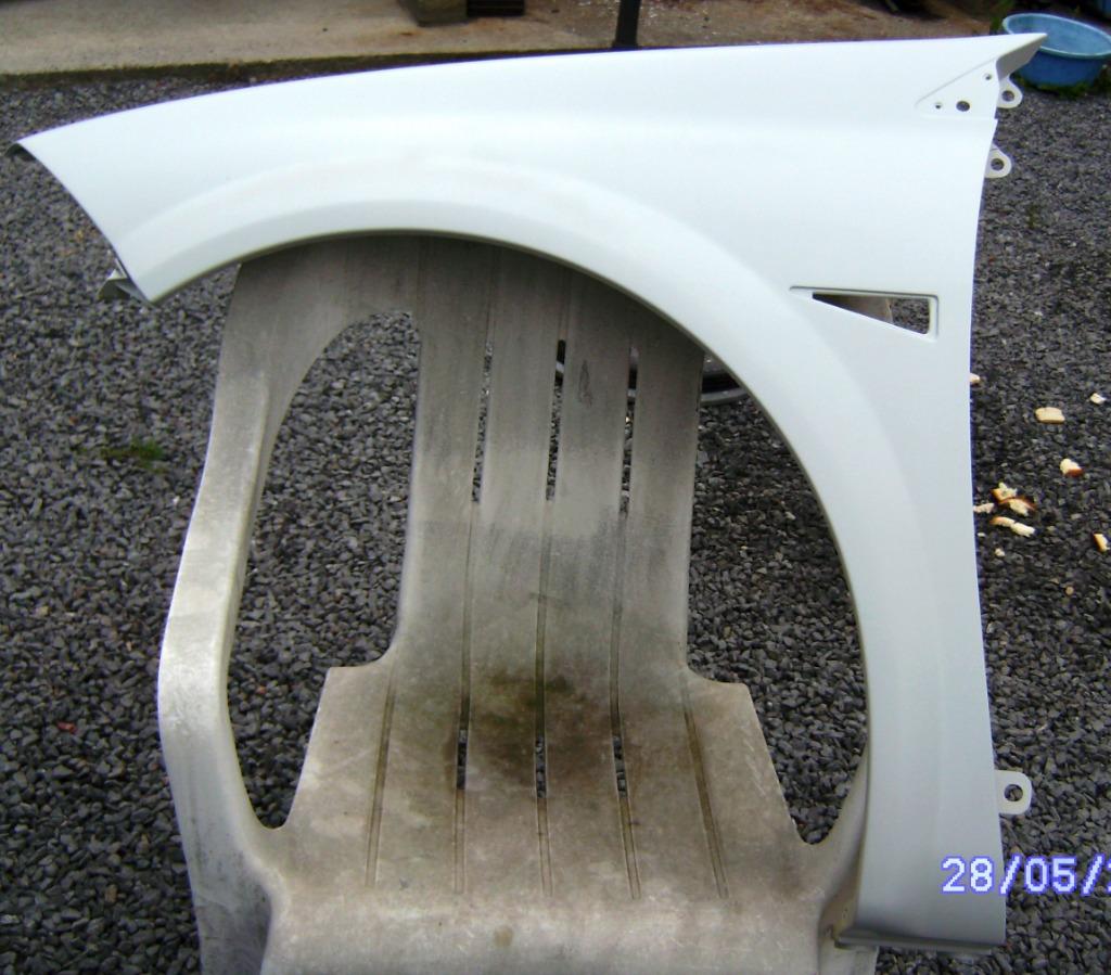 Nouvelle aile gauche de Renault Mégane de 2005., Neuf, Renault, Garde-boue, Enlèvement