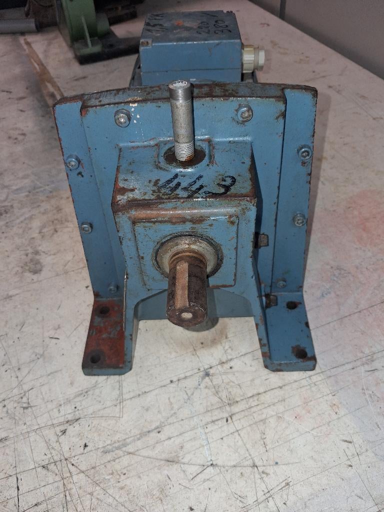 Reductiemotor 380/220V, Ophalen, Gebruikt, Elektromotor, Minder dan 1400 rpm