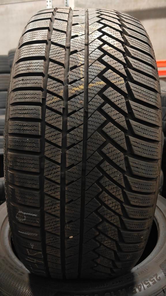 255/45r19 continental 60€ l'unité avec montage et équilibrag, Enlèvement