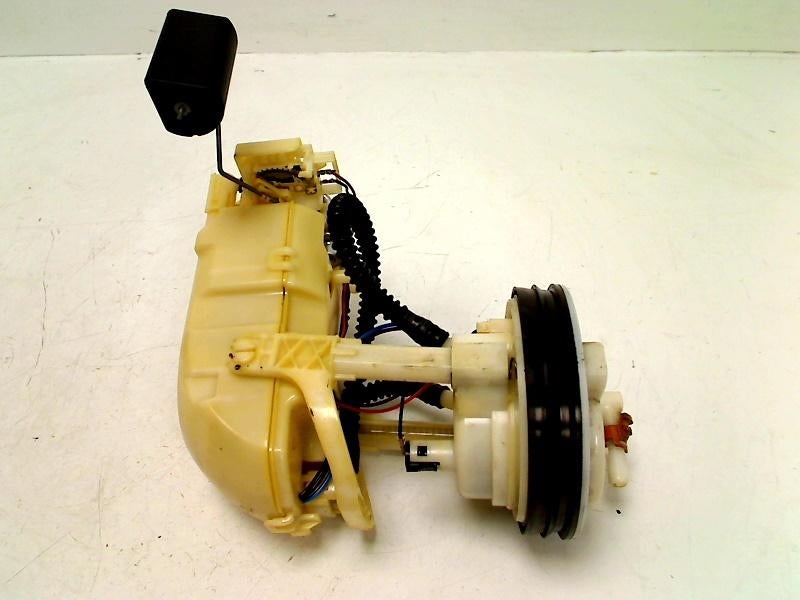 Suzuki AN 650 Burgman 2005-2009 Brandstofpomp (15100-10G00), Ophalen of Verzenden, Gebruikt