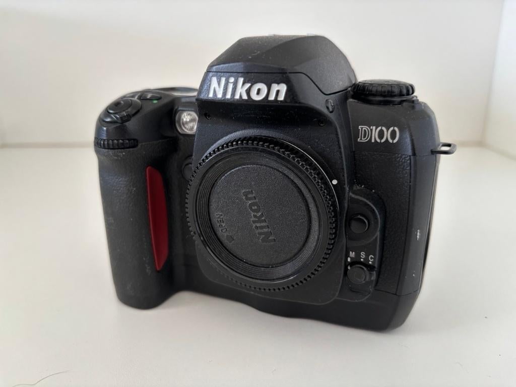 Nikon D100 digitale camera, TV, Hi-fi & Vidéo, Sans zoom optique, Enlèvement, Utilisé, Nikon