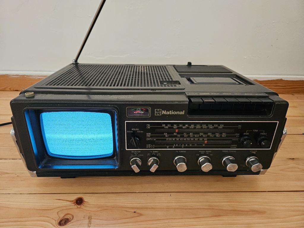 National (Panasonic) TR-5001S vintage radio cassette TV -, TV, Hi-fi & Vidéo, Enlèvement ou Envoi, Utilisé, Radio