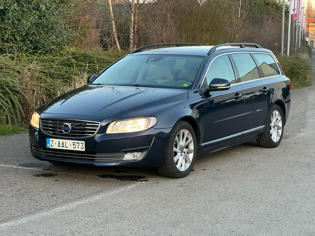 VOLVO V70 1.6 DIESEL AUTOMAT 164499, Auto's, Volvo, Euro 5, 4 cilinders, https://public.car-pass.be/vhr/aa6cea54-a4fd-4b8d-9f73-acbfe85039b7