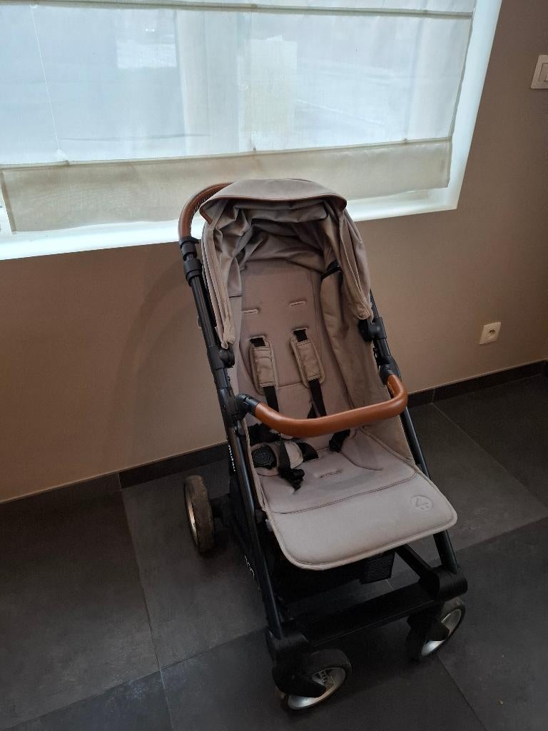 Kinderwagen - Nexo Mutsy + maxi cosi + voetenzak + Regenkap, Gebruikt, Verstelbare duwstang, Mutsy, Ophalen