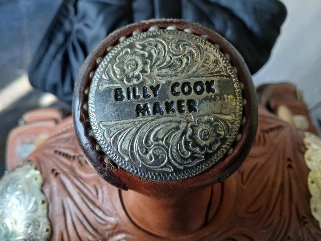 Western wedstrijd zadel, Ophalen, Zo goed als nieuw, Western