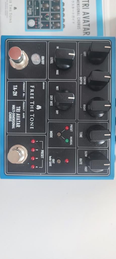 Free the tone tri chorus, Ophalen of Verzenden